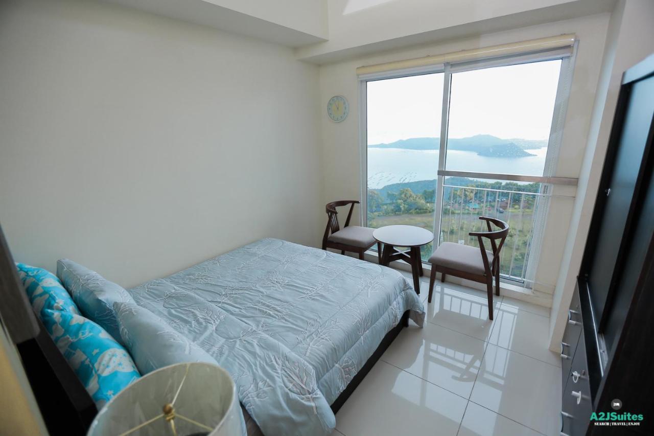 A2Jsuites Bedroom Taal View Luxury Smart Home Suite Near Skyranch Tagaytay City Esterno foto