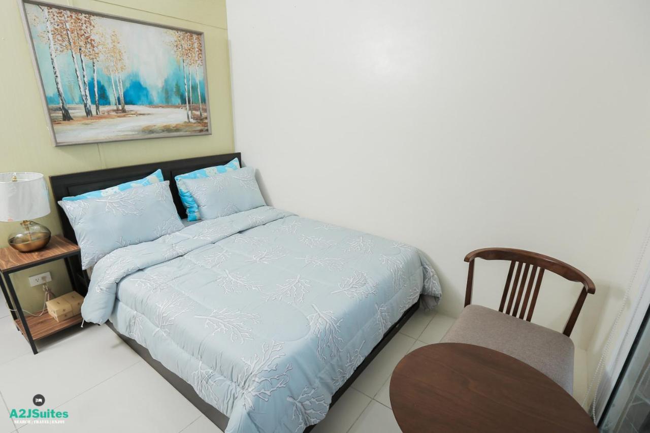 A2Jsuites Bedroom Taal View Luxury Smart Home Suite Near Skyranch Tagaytay City Esterno foto